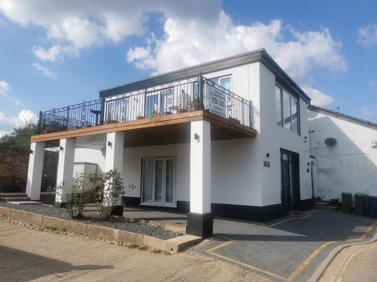 Tallets Apartment With Balcony & Parking Tewkesbury Zewnętrze zdjęcie